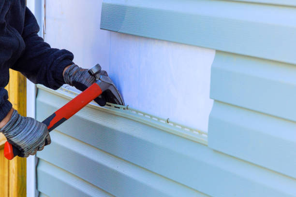 Trusted Emergency Siding Repair service in Richmond, IL - Creative Siding